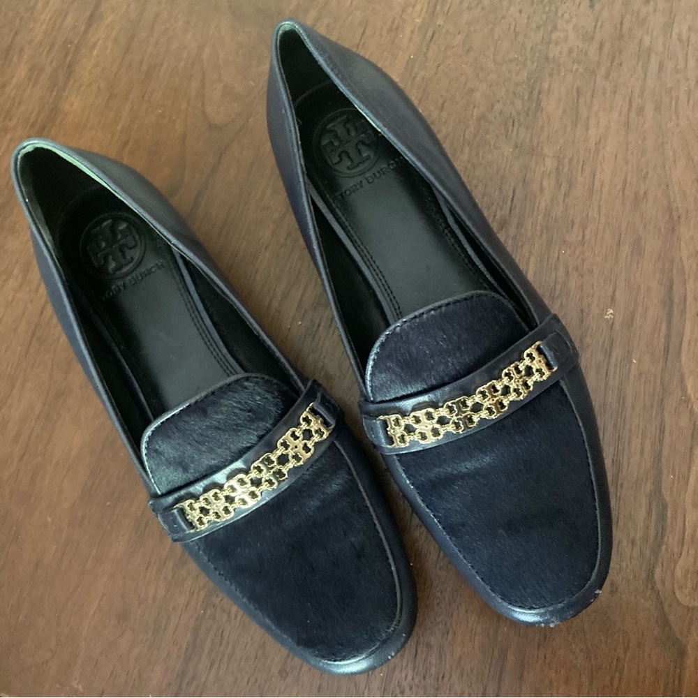 Tory Burch Calf Hair Navy Gold Tone Loafers 7M